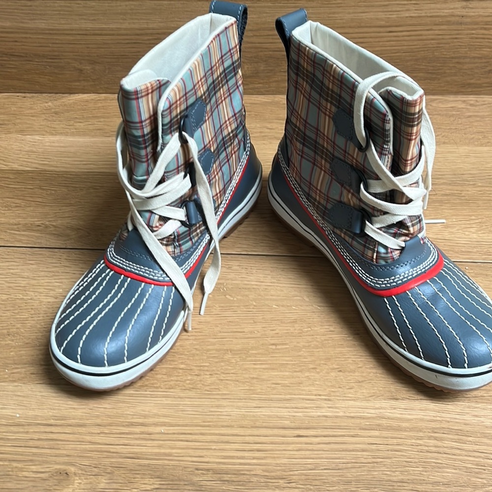 Sorel boots. Size 7.5